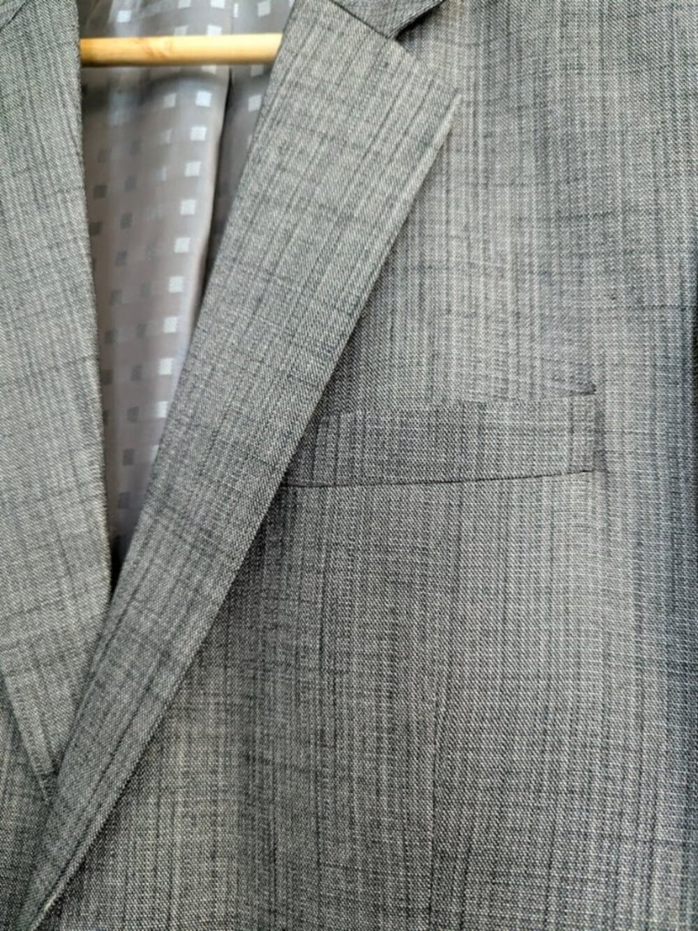 Tailored Men’s Brown Gray Blazer Smooth Suiting Fabric Double Vent - Picture 5 of 16
